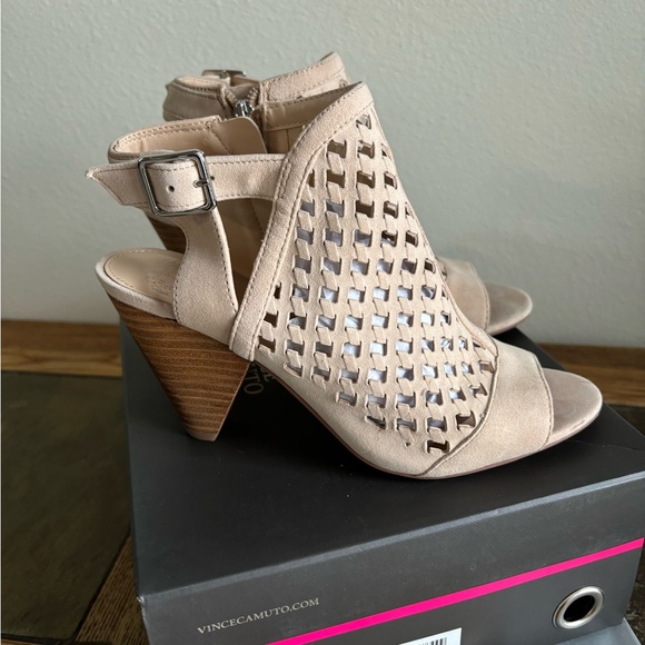 Vince Camuto Emperla shoes - Picture 5 of 10